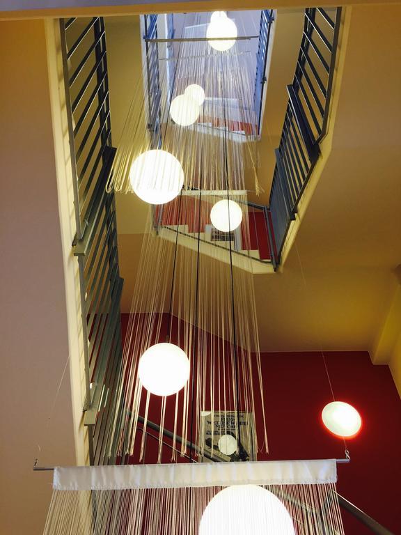 1, 2, Sleep Boardinghouse Unterschleissheim Zentrum Eksteriør bilde