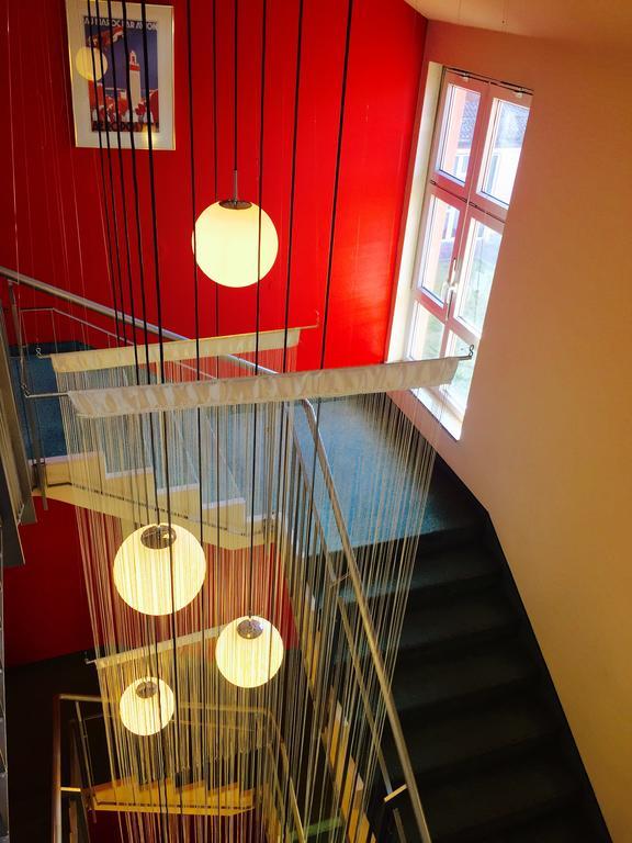 1, 2, Sleep Boardinghouse Unterschleissheim Zentrum Eksteriør bilde